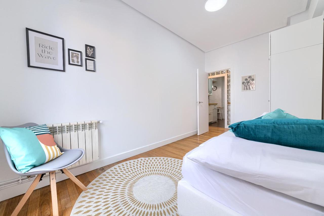 Apartament Iturribide Hogar Moderno Junto Al Metro Bilbao Zewnętrze zdjęcie