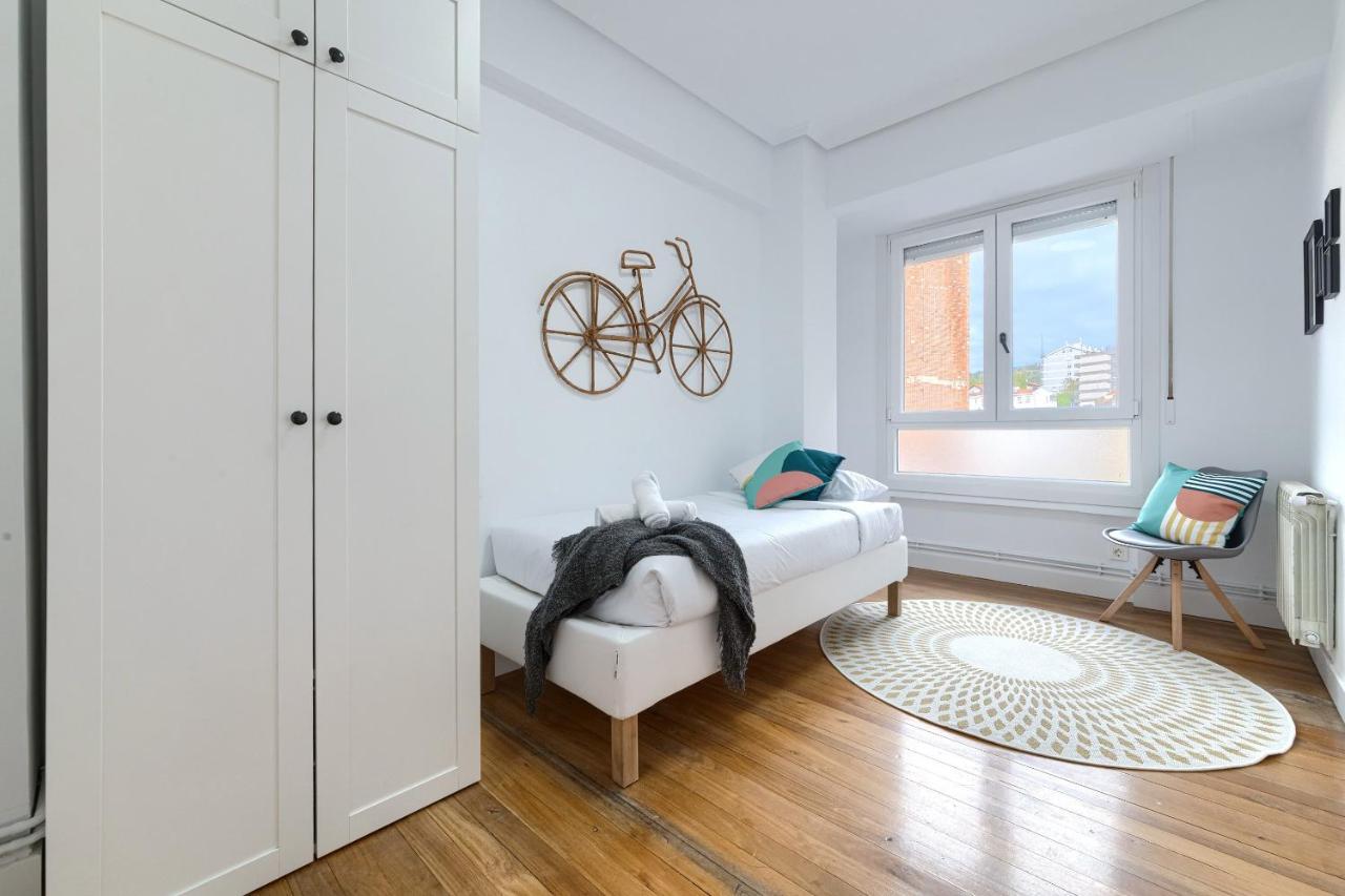 Apartament Iturribide Hogar Moderno Junto Al Metro Bilbao Zewnętrze zdjęcie